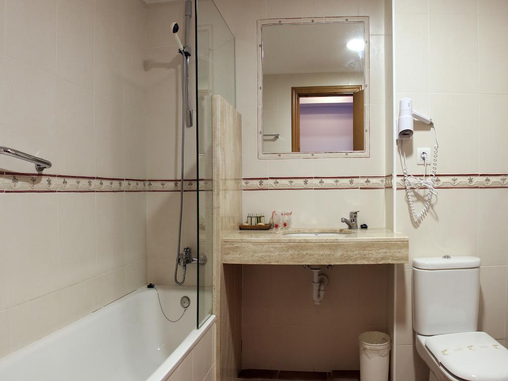 Hotel Casa Duaner Гвардиола-де-Берга Номер фото